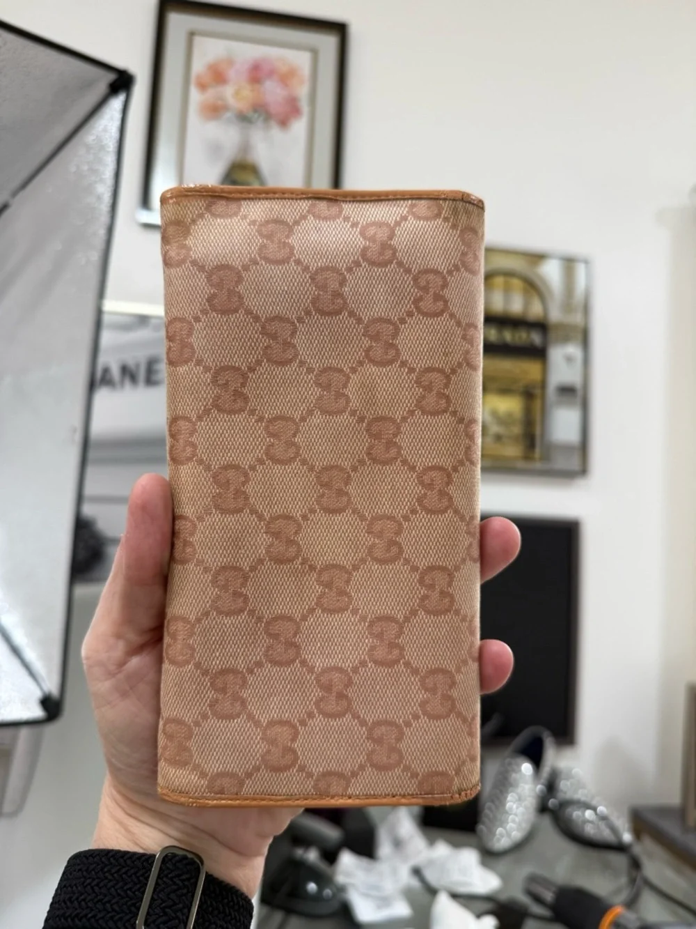 Gucci Tan Monogram Continental Wallet - Picture 3 of 10